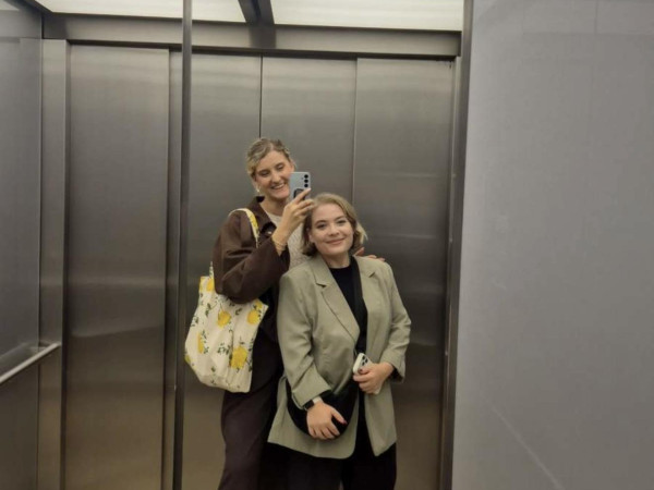 Die Gründerinnen von "The Social Club". Links Diana, rechts Violetta.