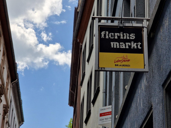 Die Kneipe Florinsmarkt in Koblenz wird zur Studentenkneipe.