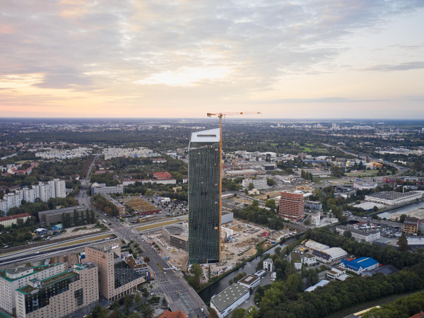 Estrel Tower, Berlin