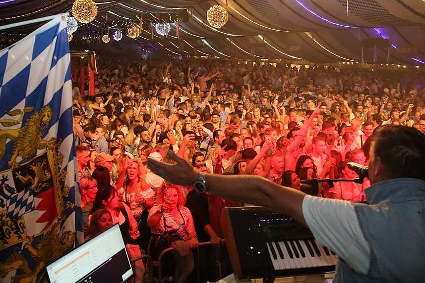 Feststimmung wird auch beim Jubiläum des Koblenzer Oktoberfest 2025 zu erwarten sein.