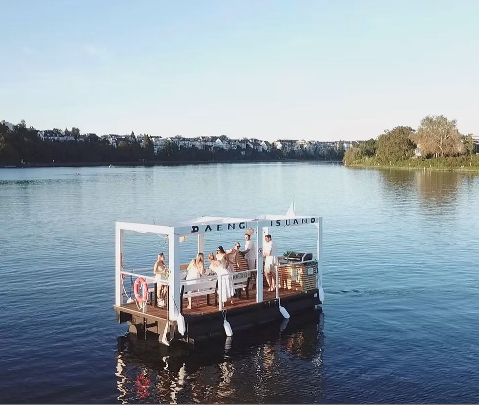 Gewinnt eine Private Mosel-Floßfahrt im Wert von 350 Euro von Daeng-Events.