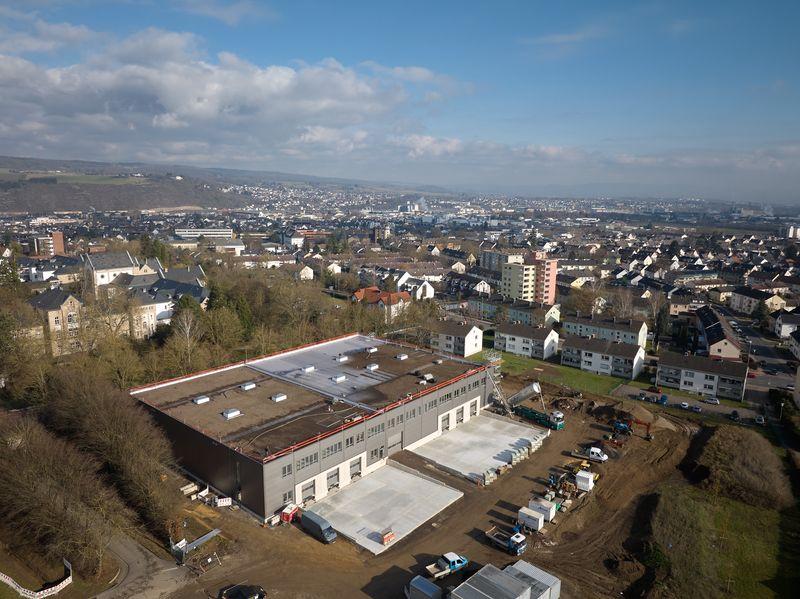 Im neuen Landesmateriallager in Andernach werden ab Sommer Masken, Handschuhe & Co. auf den Ernstfall warten. Im neuen Landesmateriallager in Andernach werden ab Sommer Masken, Handschuhe & Co. auf den Ernstfall warten.