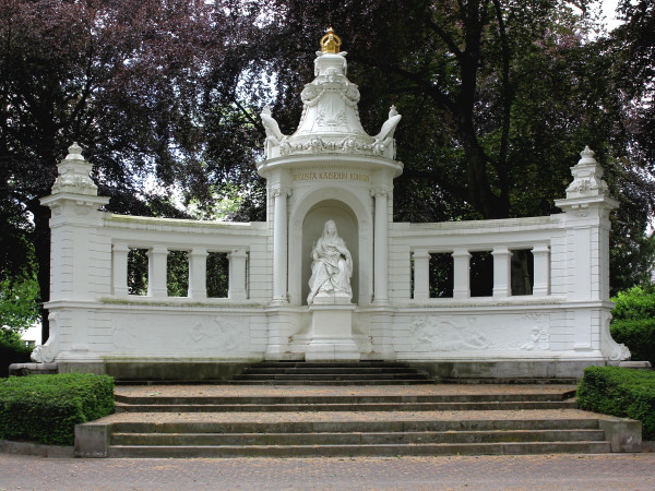 Kaiserin Augusta Denkmal