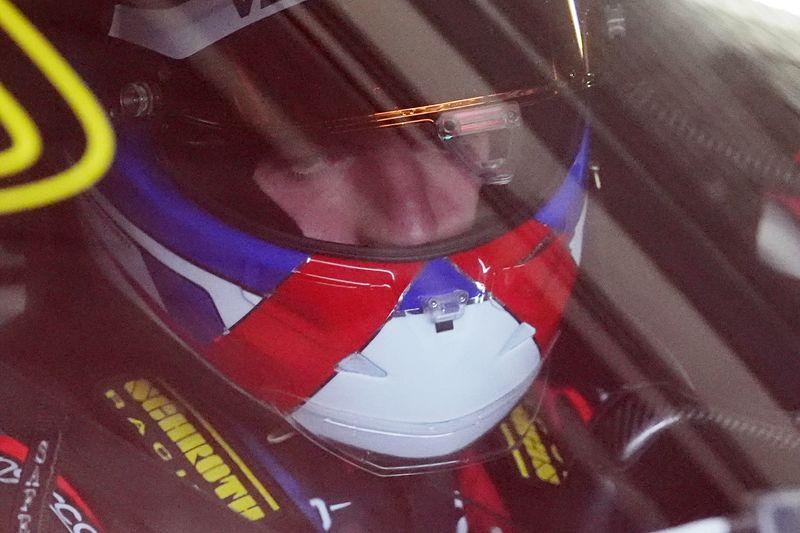 Kaum fährt er in einem siegfähigen Auto, gewinnt Verstappen auf der Nordschleife. (Archivbild) Kaum fährt er in einem siegfähigen Auto, gewinnt Verstappen auf der Nordschleife. (Archivbild)