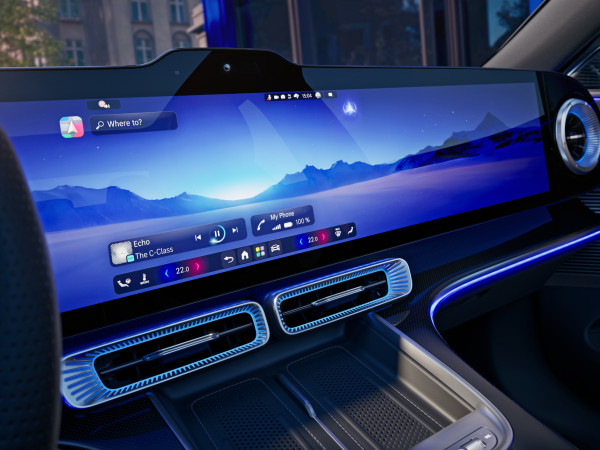 MBUX Hyperscreen