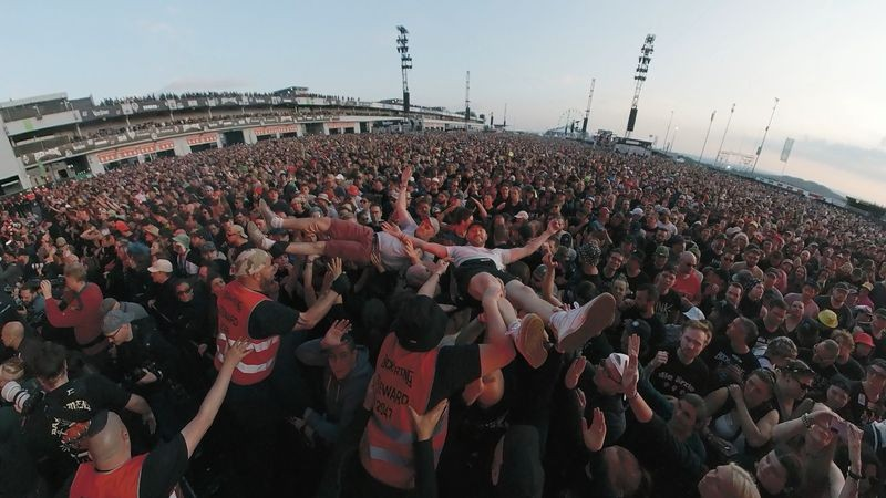 Mehr Menschen als jemals zuvor werden bei Rock am Ring Anfang Juni auf dem Nürburgring erwartet. Die Veranstalter melden einen Besucherrekord.