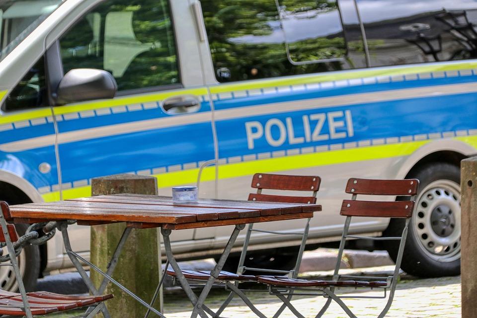 Polizei (Symbolbild) Polizei (Symbolbild)