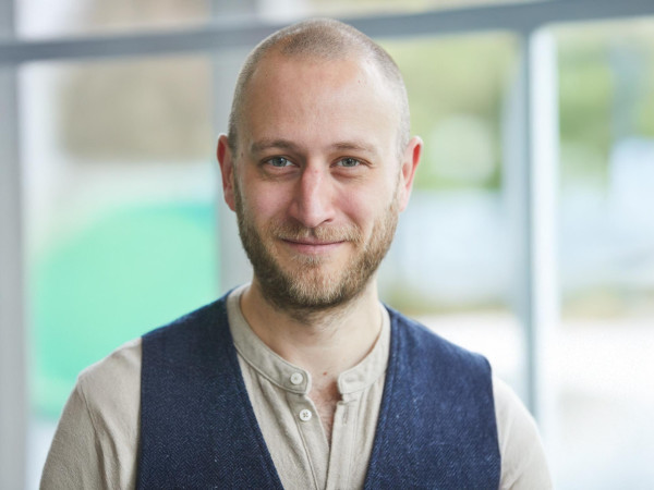 Prof. Dr. Lars Hochmann