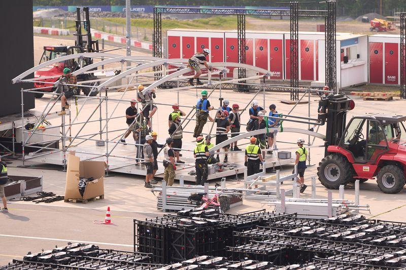 Rund 90.000 Menschen werden am Wochenende auf dem Nürburgring erwartet. Rund 90.000 Menschen werden am Wochenende auf dem Nürburgring erwartet.
