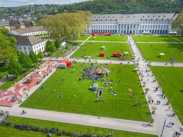 Saisonauftakt der Koblenzer Gartenkultur vor dem Kurfürstlichen Schloss.