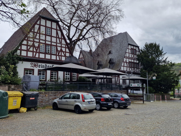 Schließt nach 100 Jahren: Das Koblenzer Weindorf