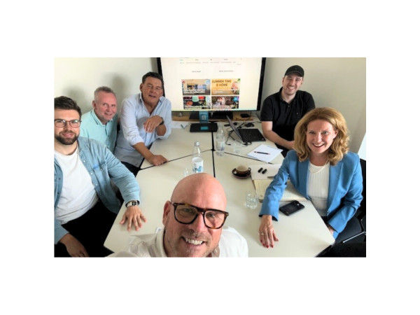 Staatssekretärin Heike Raab besuchte Merkurist Koblenz und sprach mit dem Team über digitale Medien, Lokaljournalismus und demokratische Vielfalt.