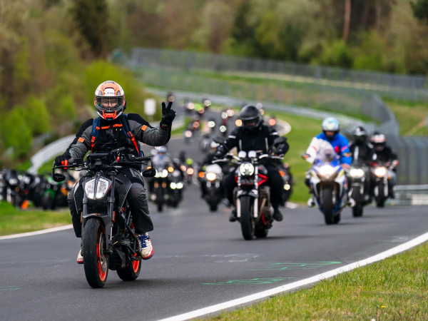Start der Motorradsaison auf dem Nürburgring.