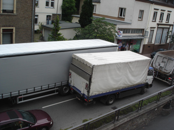 Staus und Unfälle sind im Stadtkern von Braubach ein Dauerthema.