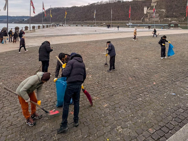Zahlreiche Hände haben dafür gesorgt, dass das Deutsche Eck zeitnah wieder ansehnlich aussah.